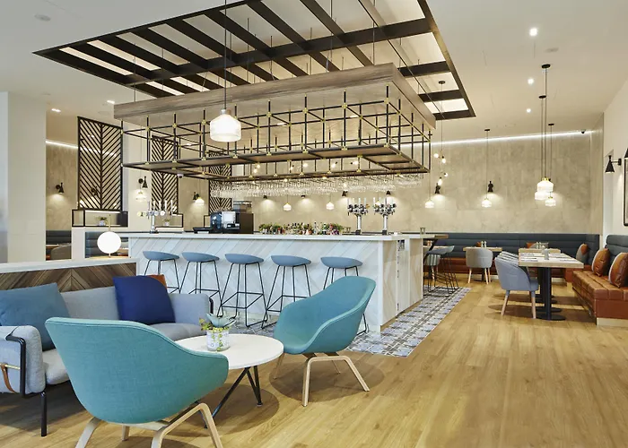 Hotel Courtyard By Marriott Luton Airport